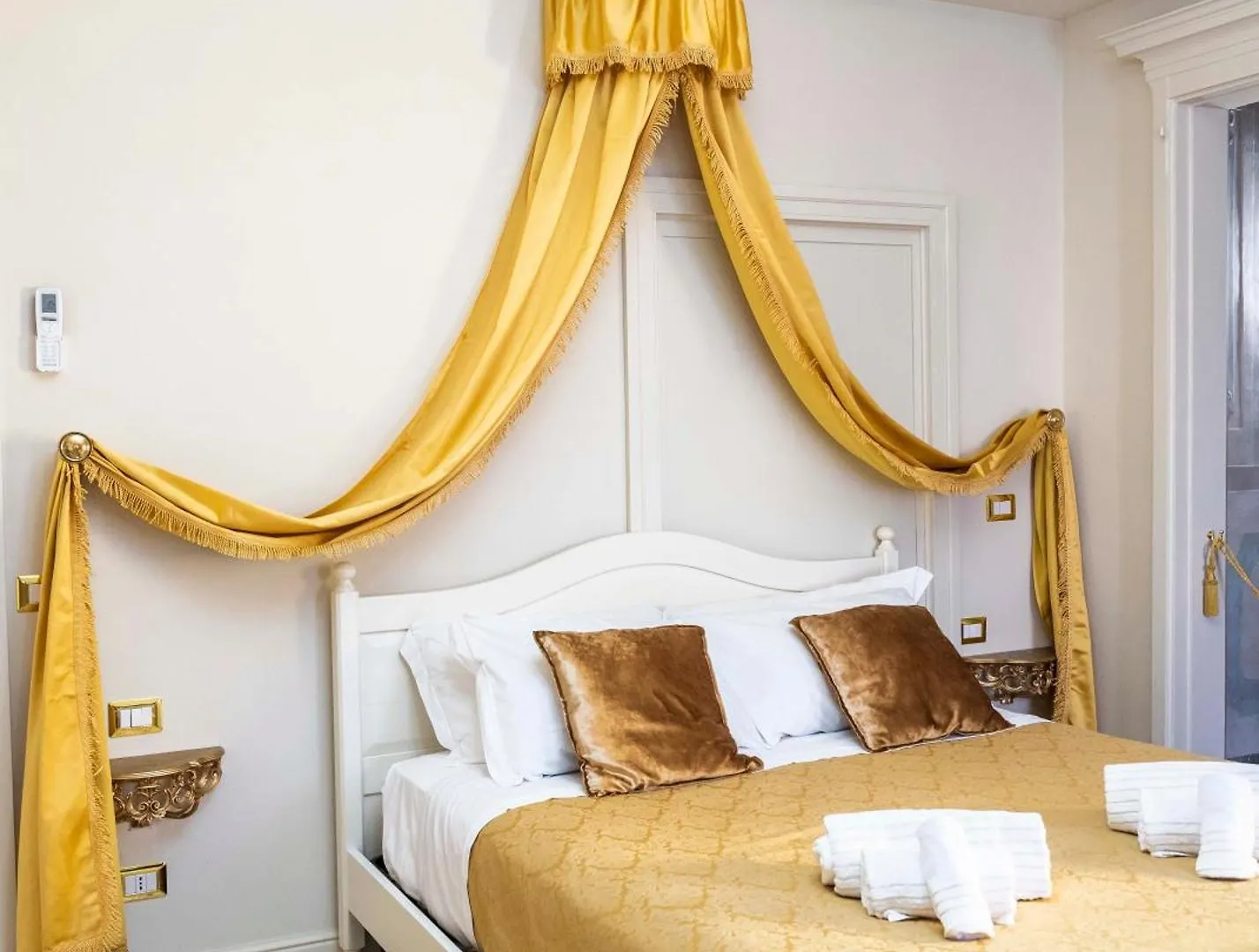 Palazzo Titti Rialto Suites Venedig Gasthof