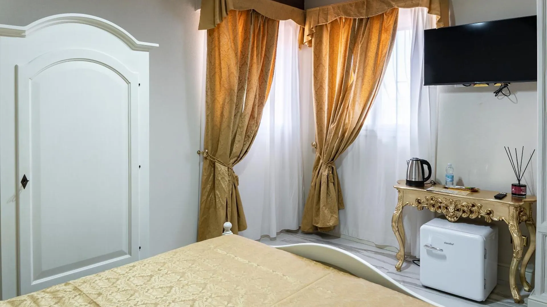 Palazzo Titti Rialto Suites Venedig