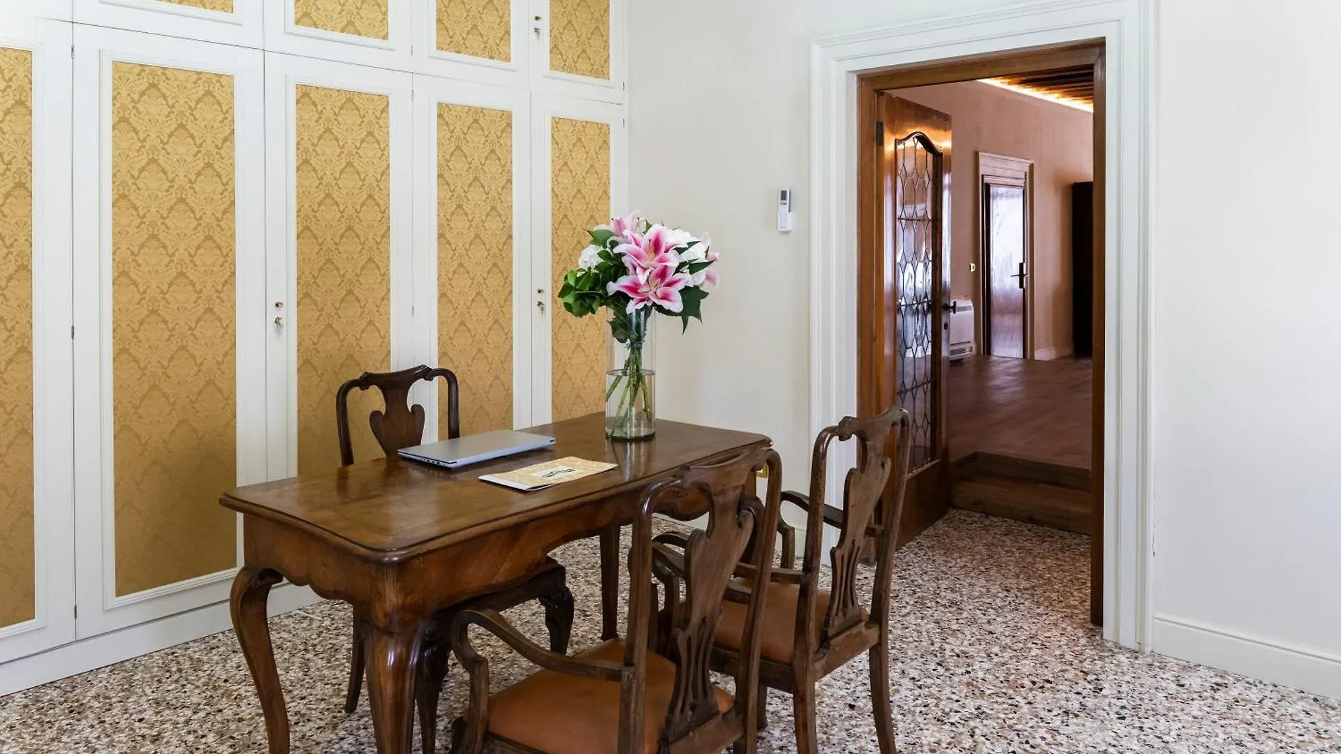 Palazzo Titti Rialto Suites Venedig