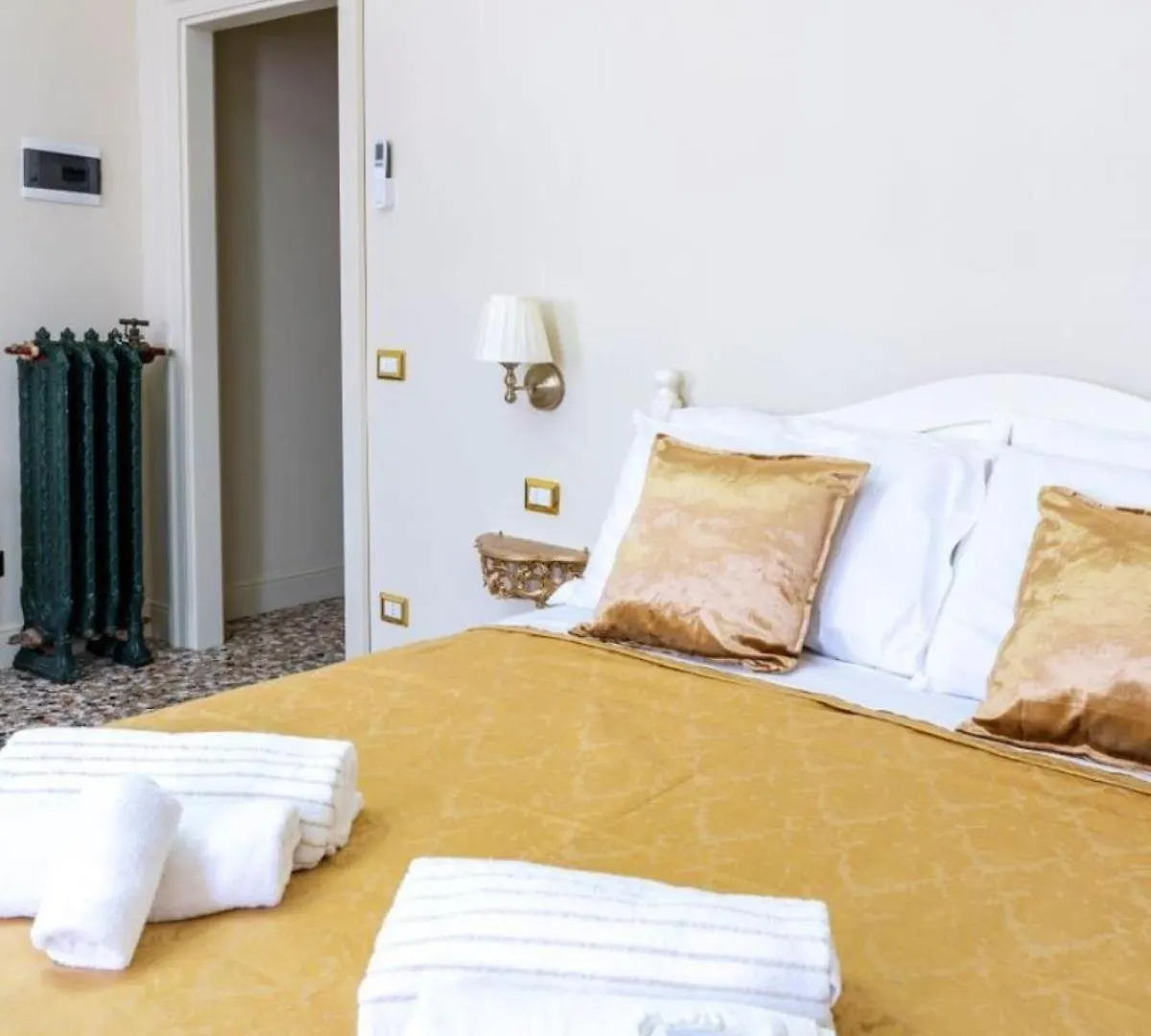 Palazzo Titti Rialto Suites Venedig