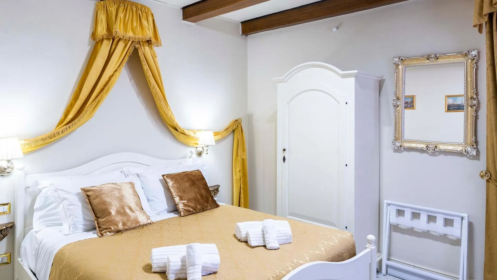 Palazzo Titti Rialto Suites Venedig