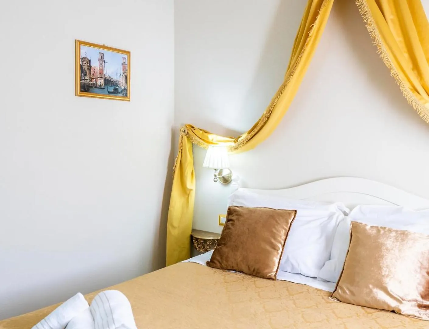 Palazzo Titti Rialto Suites Venedig